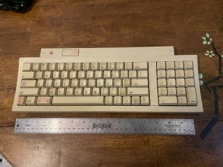 Vintage Apple Macintosh Apple Keyboard Ii M0487
