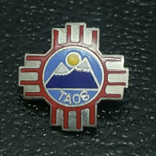 Taos Vintage Skiing Ski Pin Badge Mexico Resort Souvenir Travel Lapel