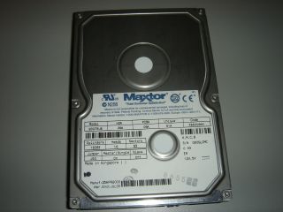 Maxtor 30gb 3.  5 " Ide Vintage Desktop Pc Hard Drive 93073u6 30.  7gb
