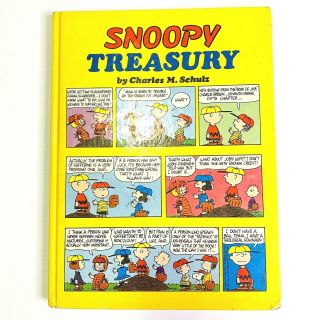 Vintage Snoopy Treasury By Charles M.  Schulz Colour And Black White Comics 1981
