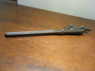 Vintage The Robert Wrench Co Spring Loaded Wrench