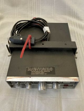 Vintage 1970’s SURVEYOR 2400 23 Ch.  CB Transceiver Radio w/ Microphone & Cables 3