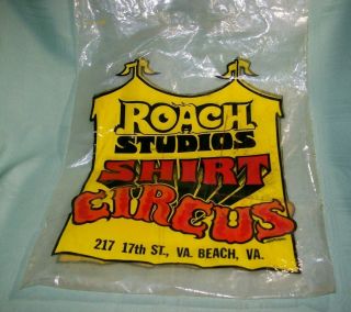 Virginia Beach,  Va.  Souvenir Bag " Roach Studios Shirt Circus " Circa 1973