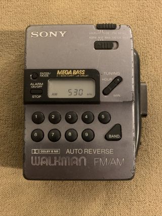Vintage Sony Walkman Wm - Fx43 Am/fm Stereo Cassette Player Mega Bass No Clip