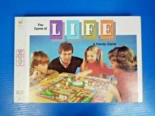 Vintage 1977 " The Game Of Life " Board Game Milton Bradley - Complete -