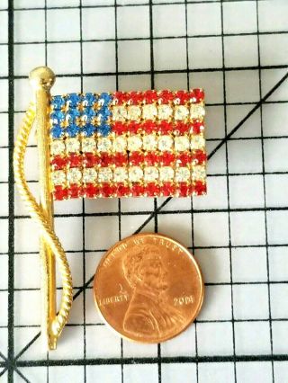 Vintage Rhinestone USA American Flag Brooch Gold Tone Patriotic Pin July 4th 2