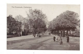 Vintage Postcard The Promenade,  Cheltenham,  Gloucester.  Animated.  Valentine 