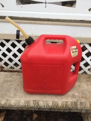 Vintage Blitz 5 Gallon Pre - Ban Vented Gas Can