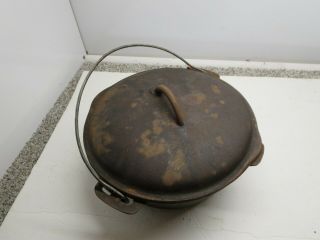 Vintage Cast Iron Dutch Oven Made In Usa No.  8 10 5/8” Double Spout Camp Kettle