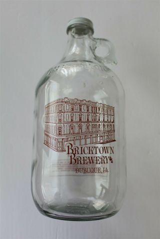 Bricktown Brewery Dubuque Iowa Clear Glass Beer Growler With Handle Cap Euc