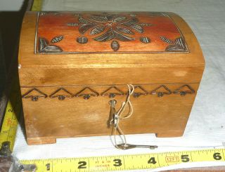 Vtg Hand Made Inlaid Wood Trinket Box With 2 Keys - Poland 5l X 3h X 3w "