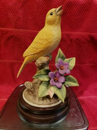 Vintage Andrea By Sadek 8627 Canary Bird Figurine 5.  5 " H