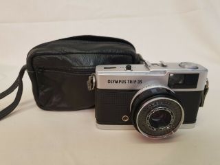 Vintage Compact Camera Olympus Trip 35,  35mm Wet Film,  Flash & Case Cc189