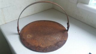Vintage Gypsy Swinging,  Griddle Plate/ Skillet Cast Iron Open Fire 13 1/2 Inch