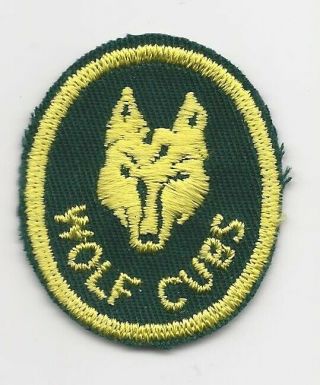 Vintage Scouts Canada Wolf Cubs Patch Badge