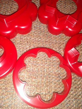 Vintage Tupperware/CUT - A - SHAPE Set of 5 Nesting Cookie/Biscuit/Canape Cutters/ 3