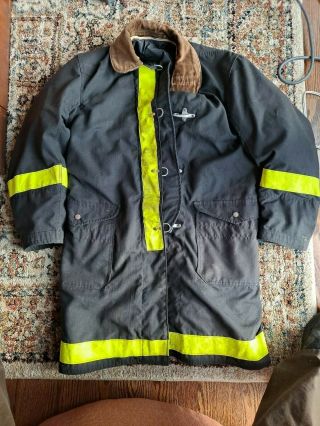 Globe Firefighter Jacket W/ Liner.  Size 42,  Vintage Turnout Gear