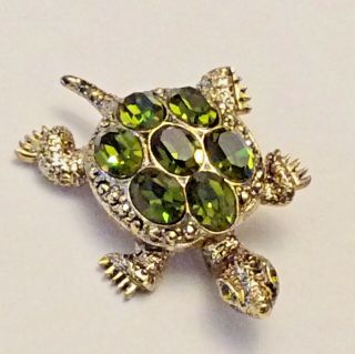 Vintage Green Rhinestone And Gold Tone Turtle Brooch