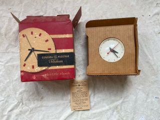 Vintage Ge Deadstock Wall Clock Telechron Red White Model 2h45 115 Volts Nos