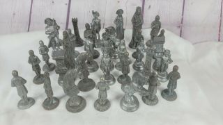 Vintage Brevettato Italy Roman & Viking Cast Metal Chess Set
