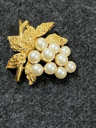 Vintage Trifari Grape Cluster Faux Pearl Gold Toned Leaf Brooch Pin
