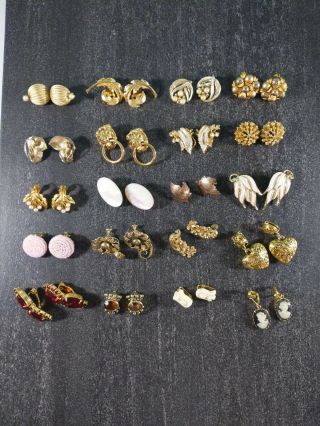 16 Pairs Of Vintage Clip/screw Earrings Bsk Monet Lisner Kramer Emmons.  G
