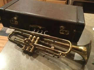 Vintage Olds Ambassador Trumpet Fullerton California W/ Hard Case 861641