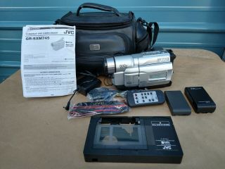 Jvc Gr - Sxm745 Compact Vhs - C Camcorder With Case/accessories.  Adapter.  Vintage