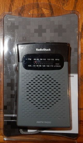 Radioshack Vintage Am/fm Pocket Radio