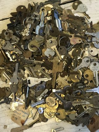 9,  Lbs Pounds Vintage Brass & Steel Skeleton Keys Steampunk Old Flat Collectible