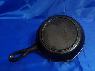 Vtg Lodge 6 - 1/2 " Cast Iron 3 Skillet 1 With 3 Notch Heat Ring (pre 1950 