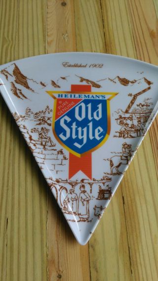 Authentic Vintage Old Style Beer Plastic Pizza Triangle Plates Set Of 4