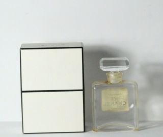 Vintage Mid Century Chanel No 5 Perfume Bottle 28 ml & Plastic Box Open Empty 2