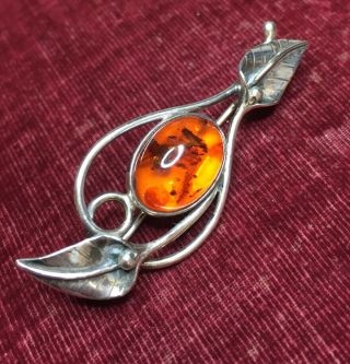 Vintage Jewellery Gorgeous Art Nouveau Sterling Silver & Real Amber Brooch