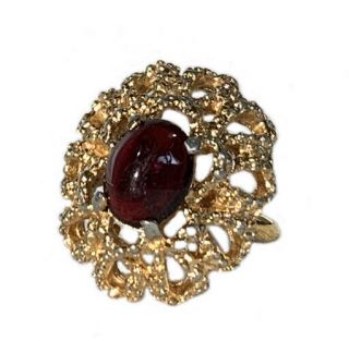 Vintage Sarah Coventry Gold Tone W/ Red Glass Stone Ring/costume Jewelry