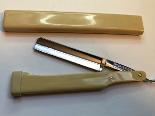 Vintage 9/16” W.  R.  Case & Sons The Case Razor Shave Ready Usa