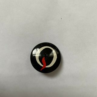 Q The Winged Serpent Vintage 80s Horror Movie Button Pinback Pin Halloween