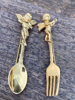Vintage Signed Aim Gold Tone Angel Fork Spoon Brooch Pin Set Estate Wow