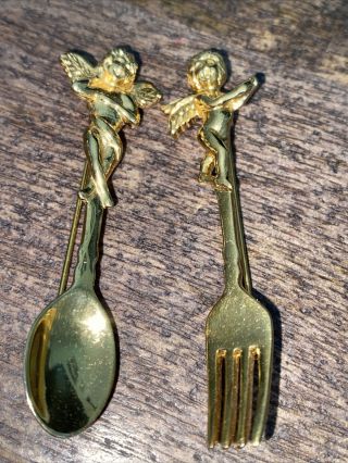 Vintage Signed AIM Gold Tone Angel Fork Spoon Brooch Pin Set Estate WOW 2