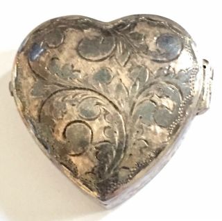1940’s Vintage Chased Sterling Silver Heart Shaped Pill Box 925 Hing Snaps Tight