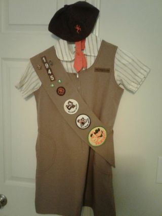 Vintage 1980s Brownie Girl Scout Uniform - Jumper/blouse/tie/beanie/sash W/patches