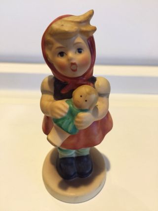 Vintage Goebel Hummel Figurine Girl With Doll 239/b 1967 Lovely