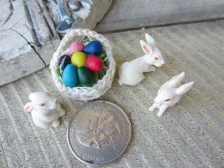 Vintage Dollhouse Miniatures Easter Crocheted Basket 3 White Bunny Rabbits Set