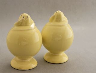 Vintage Taylor,  Smith & Taylor Lu - Ray Pastels Yellow Salt And Pepper Shaker Set