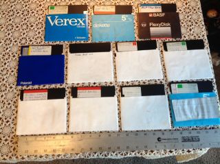 11 Vintage 5.  25 " Floppy Disks 5 1/4 " Various Softwares & Types