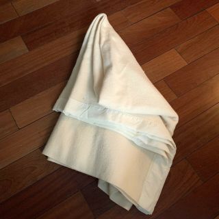Vintage Pure Virgin Wool Blanket Cream 63” X 88”