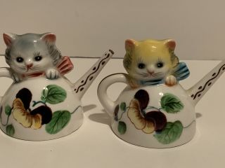 Vintage Py Japan Anthropomorphic Cats In Teapots Salt Pepper Shaker B308