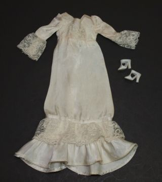 Vintage Barbie 3361 Sweetheart Satin Wedding Dress & White T - Strap Shoes
