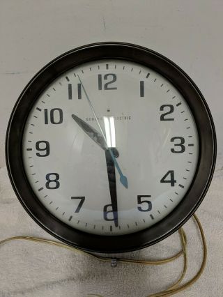 Vtg Ge General Electric Hanging Wall Clock 2008a Round Glass Face School Postal
