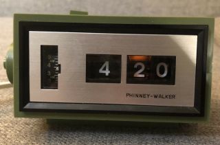 Green Retro Vintage Flip Alarm Clock Phinney Walker Model Pw - 494 Mcm
